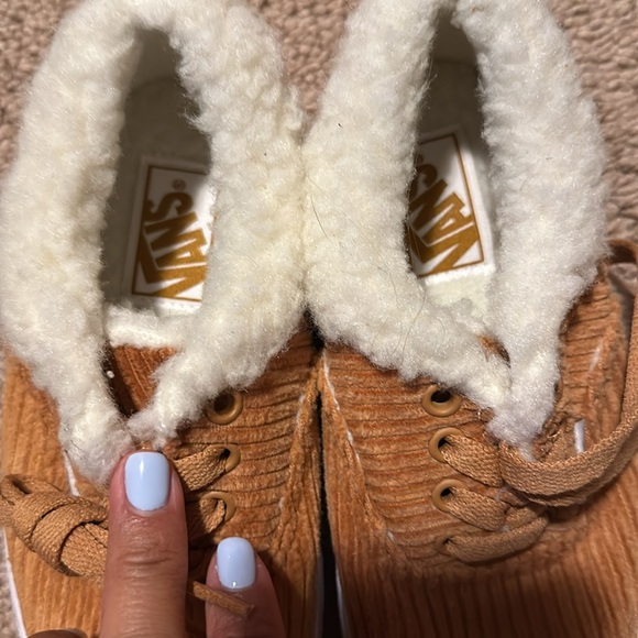 Van sneakers - Picture 2 of 4